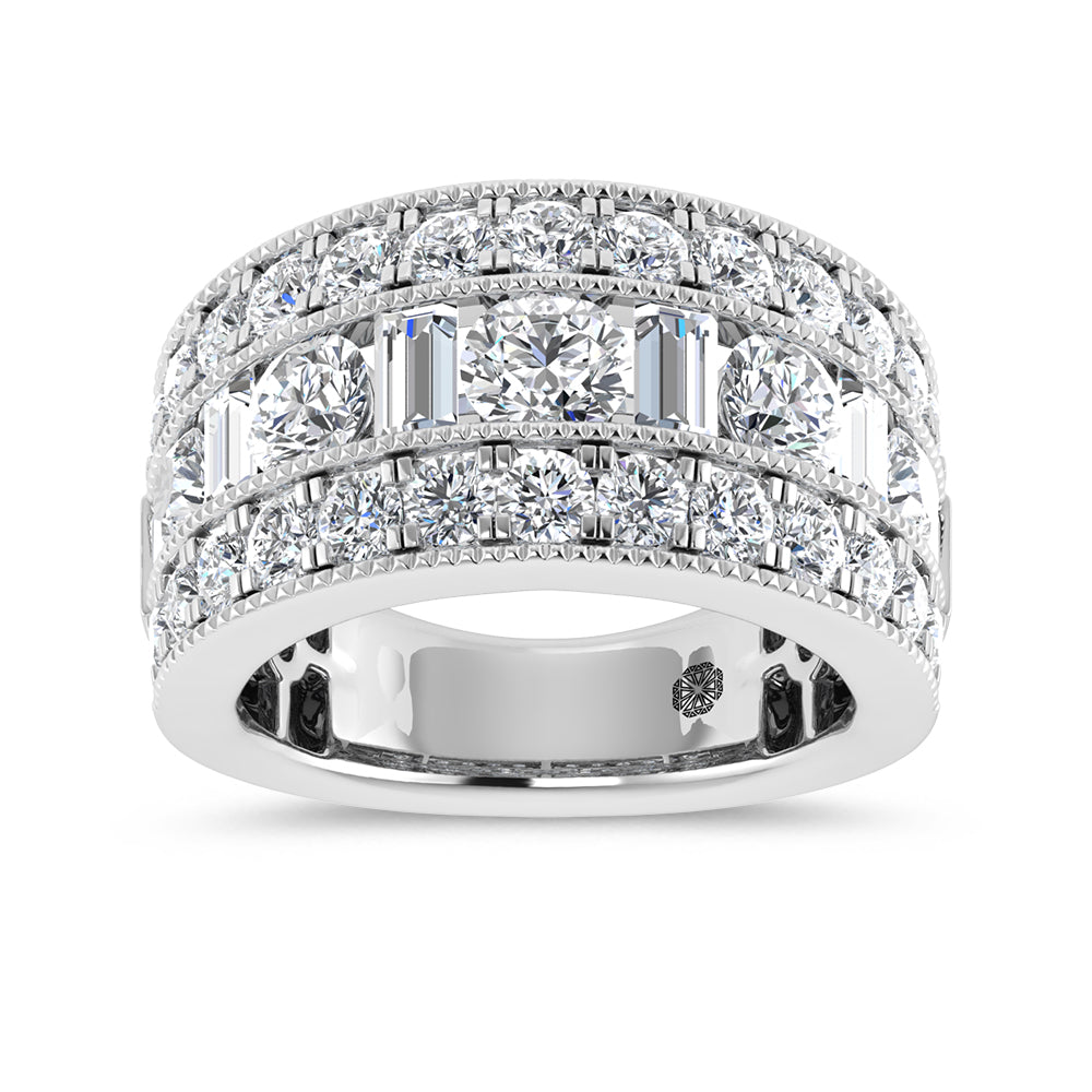 14K White Gold 3 1/8 Ct.Tw. Labgrown Diamond Round and Baguette Fashion Band