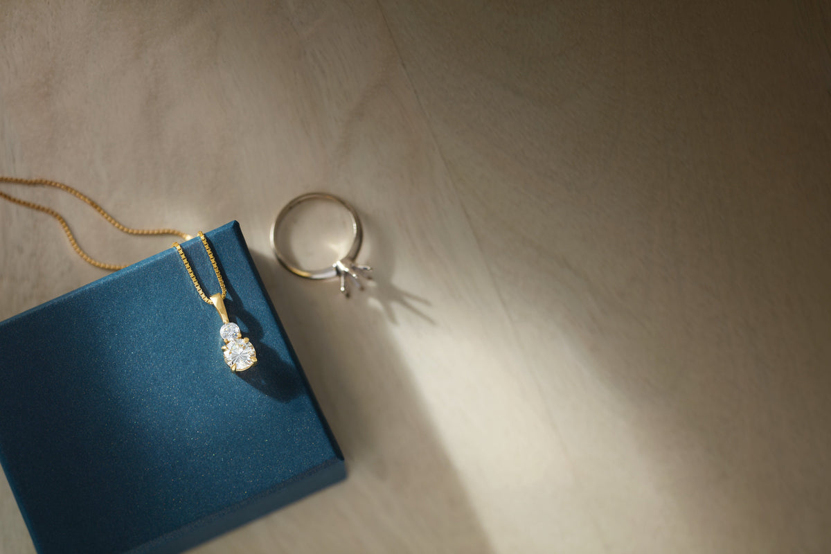 Diamond solitaire pendant on gold chain – Picasso Gold & Diamond Chicago