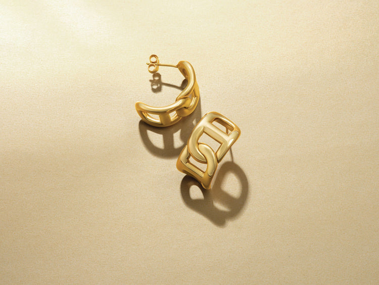 Polished yellow gold chain-link hoop earrings – Picasso Gold & Diamond Chicago