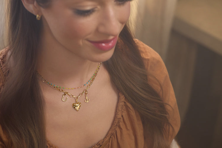 Gold charm pendant necklaces worn at the collarbone – Picasso Gold & Diamond Chicago
