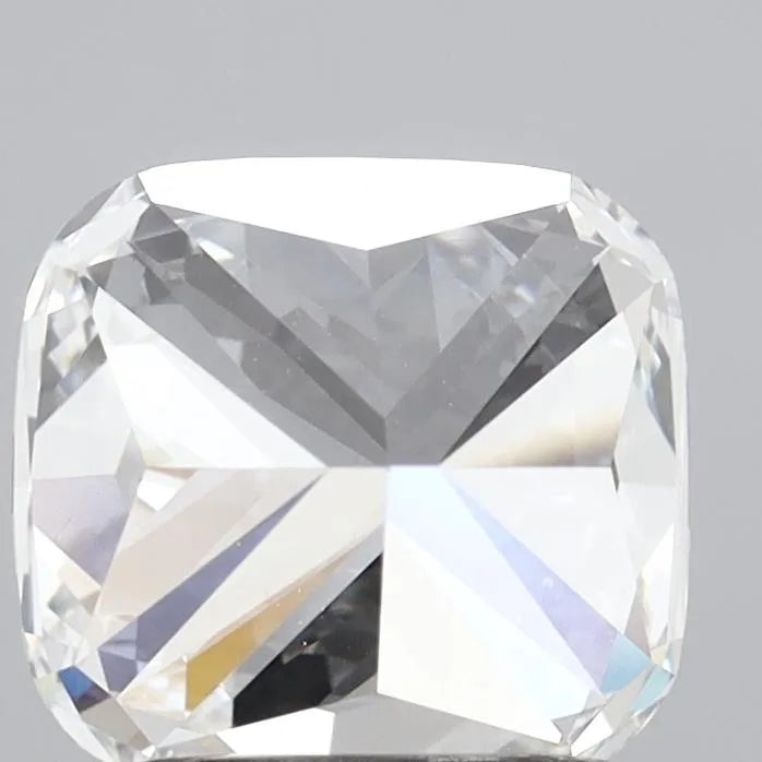 1.71ct Cushion modified Lab Grown Diamond (Colour E, Clarity VVS2, IGI Certified)