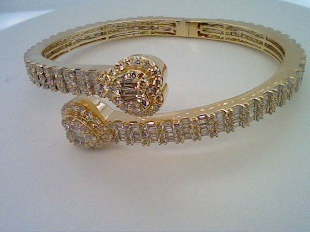 Elegance Amplified: 10K 8.26-8.46CT D-Bangle - Picasso Gold & Diamond Jewelry
