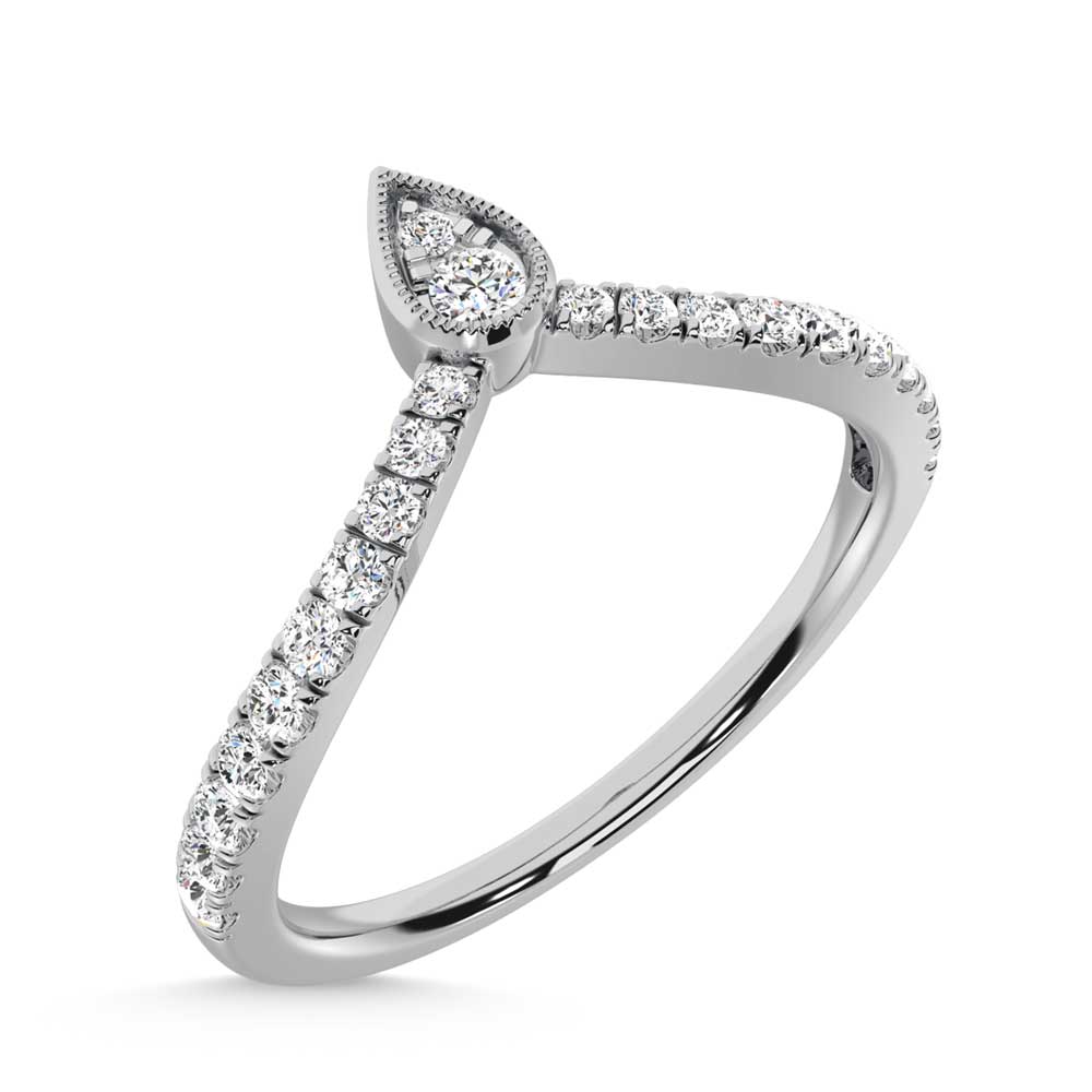 10K White Gold Diamond 1/4 ct. tw. Chevron Band, top view of the diamonds