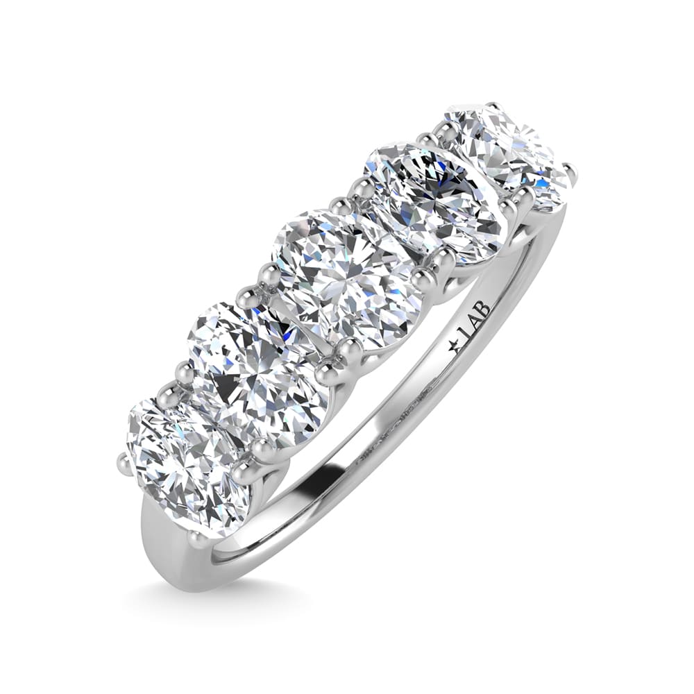 14K White Gold Lab Grown Diamond 1 1/2 ct. tw. Oval Shape 5 Stone Wedding Band, top view of the diamonds