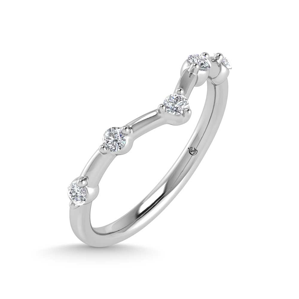 14K White Gold Lab Grown Diamond 1/6 ct. tw. Chevron Band, top view of the diamonds