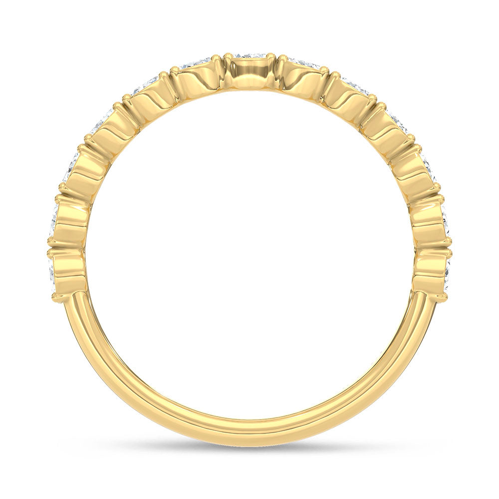 14K Yellow Gold Lab Grown Diamond 1 1/3 ct. tw. Oval Shape Wedding Band, close-up of the diamond setting