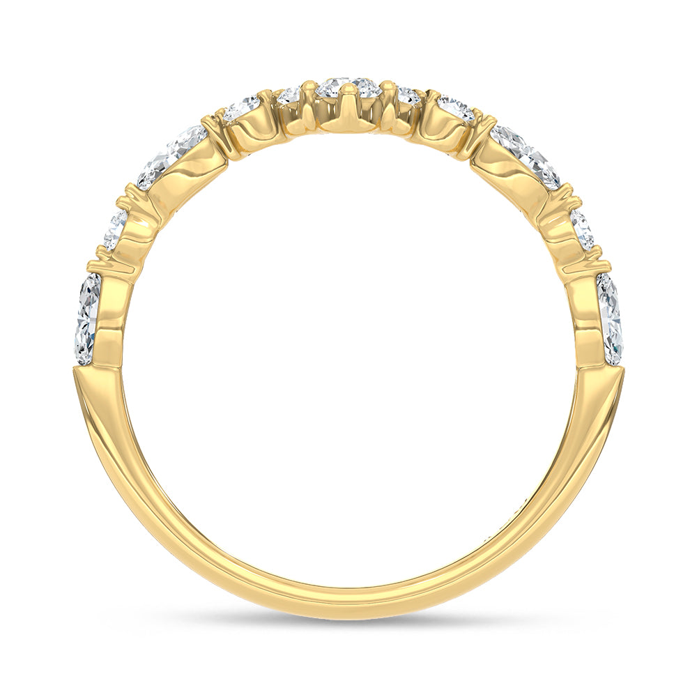 14K Yellow Gold Lab Grown Diamond 3/8 ct. tw. Chevron Band, close-up of the diamond setting