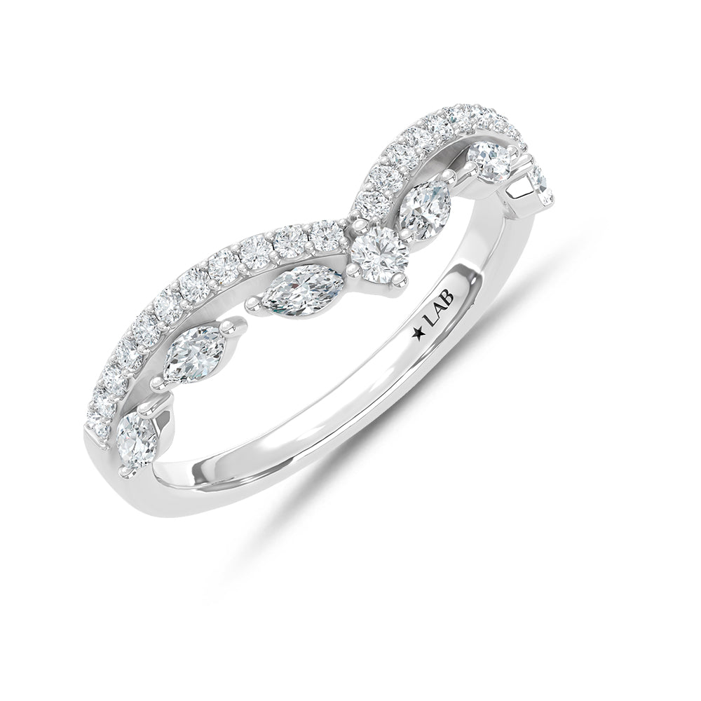 14K White Gold Lab Grown Diamond 3/8 ct. tw. Chevron Band, top view of the diamonds