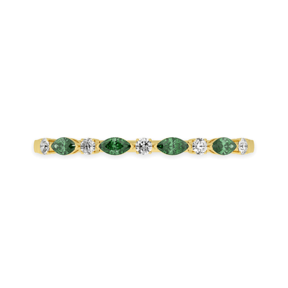 Diamond bangle in 14k Yellow Gold, showcasing 6.5 CTW lab diamond / lab emerald, side profile view.