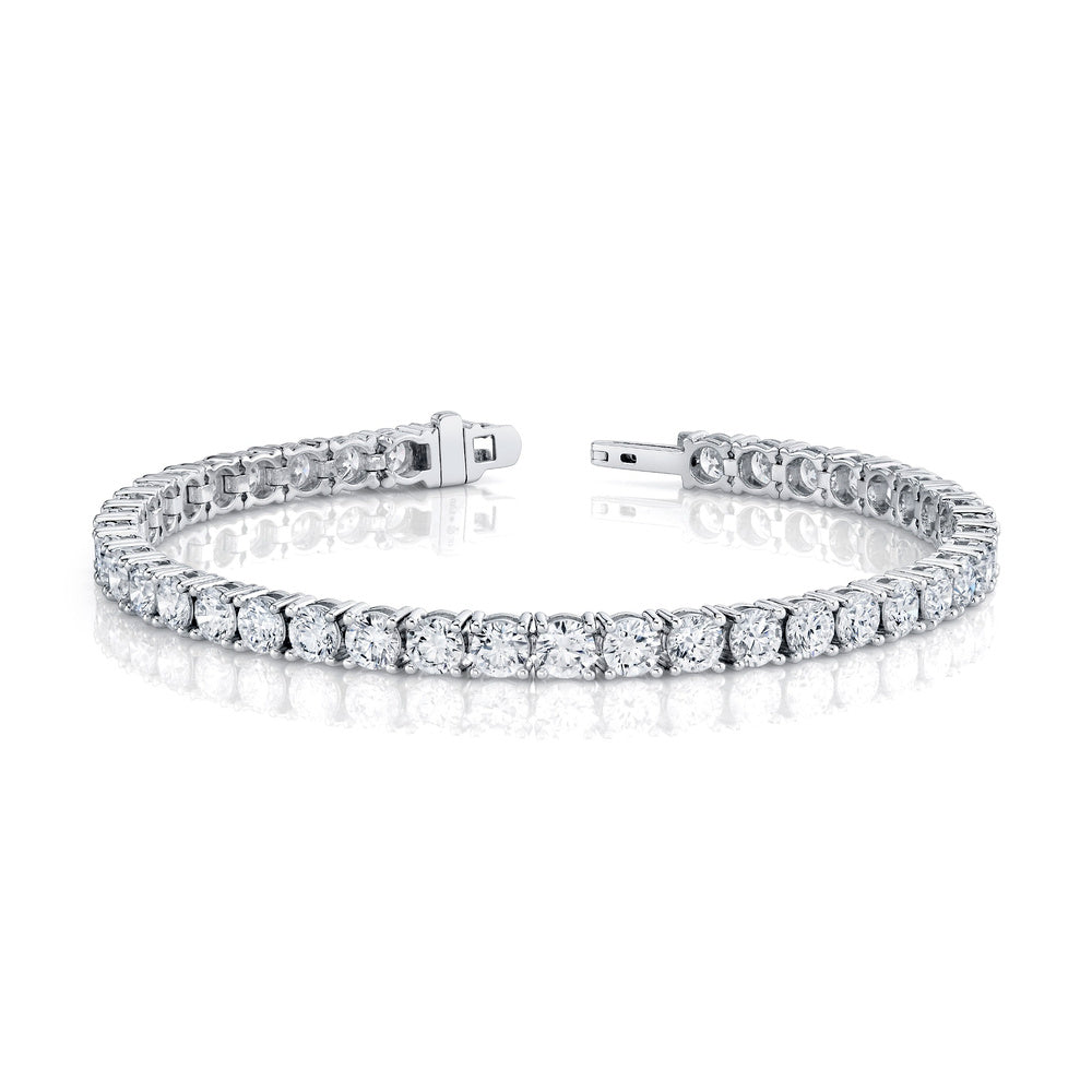 Tennis bracelet in 14k White Gold, set with 2 CTW lab grown diamond, in a round cut, close-up detail shot, Chicago fine jewelry, nationwide shipping.
